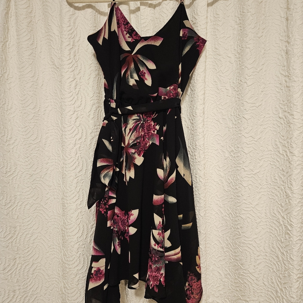 GUESS - Black Floral Asymmetrical Cocktail Dress - XS - Like New